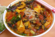 Bún ốc đậu